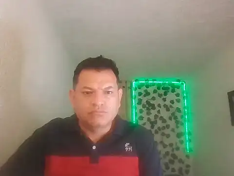 Snapshot of SexDiffrent chatting on 06-20-26, 07:05 SexDiffrent online show from 06-20-26, 07:05
