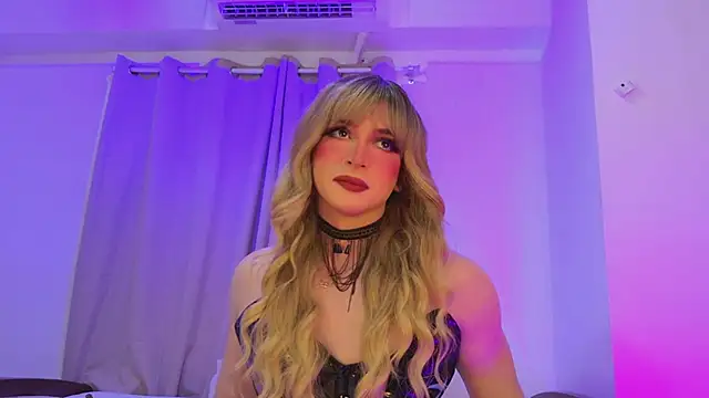 Snapshot of reginarose69 chatting on 11-07-25, 03:45 reginarose69 online show from 11-07-25, 03:45
