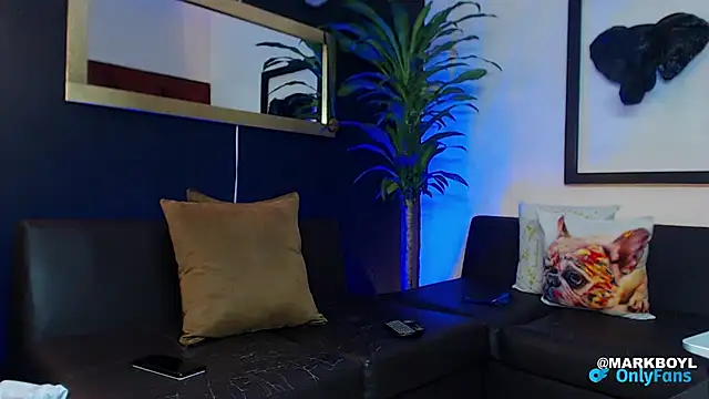 Snapshot of Markboyl chatting on 12-04-24, 02:42 Markboyl online show from 12-04-24, 02:42