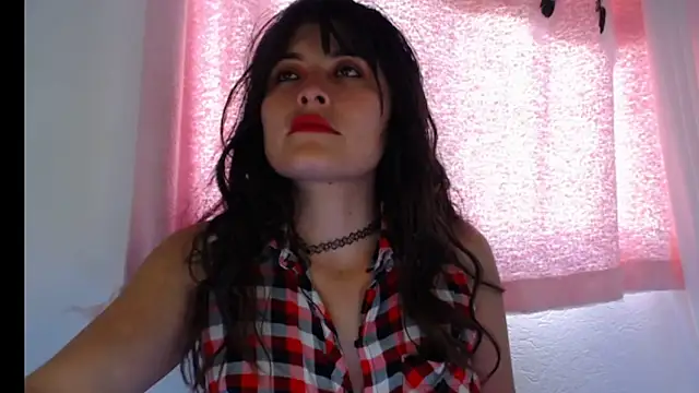 Snapshot of Alexandrasaenz chatting on 10-22-25, 09:36 Alexandrasaenz online show from 10-22-25, 09:36