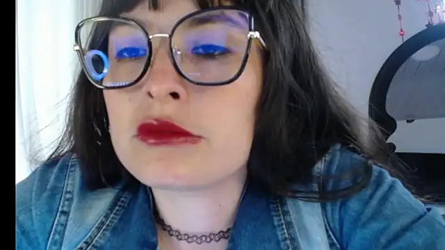 Snapshot of Alexandrasaenz chatting on 11-12-25, 09:58 Alexandrasaenz online show from 11-12-25, 09:58