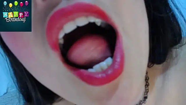 Snapshot of Alexandrasaenz chatting on 12-22-25, 11:02 Alexandrasaenz online show from 12-22-25, 11:02