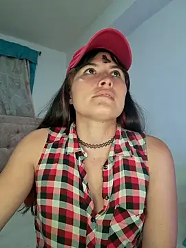 Snapshot of Alexandrasaenz chatting on 02-18-26, 11:22 Alexandrasaenz online show from 02-18-26, 11:22