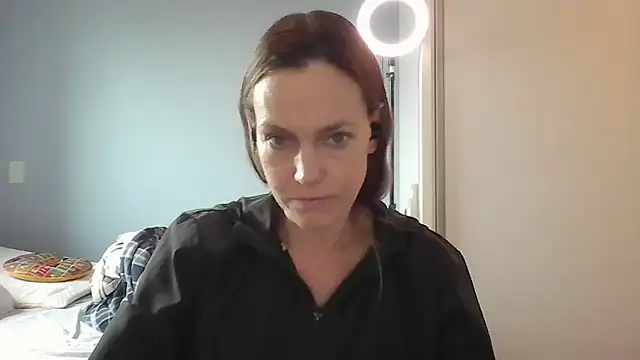 Annylove1 online show from 12-18-25, 10:43