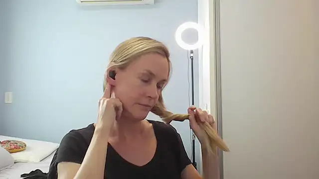 Annylove1 online show from 01-08-26, 04:31