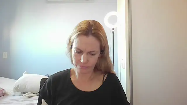 Annylove1 online show from 04-15-26, 10:55