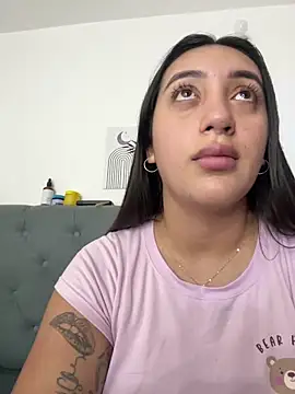 Hannahoff online show from 11-18-25, 09:30