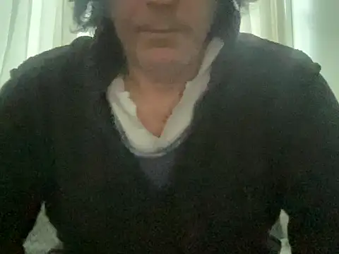 Snapshot of ALPHANDRE chatting on 02-18-25, 07:10 ALPHANDRE online show from 02-18-25, 07:10