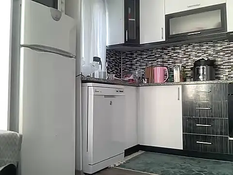 Snapshot of ALPHANDRE chatting on 02-19-25, 06:00 ALPHANDRE online show from 02-19-25, 06:00