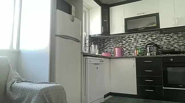 Snapshot of ALPHANDRE chatting on 03-01-25, 11:39 ALPHANDRE online show from 03-01-25, 11:39