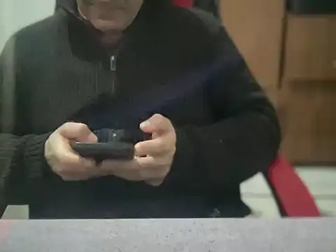 Snapshot of ALPHANDRE chatting on 02-01-26, 08:51 ALPHANDRE online show from 02-01-26, 08:51