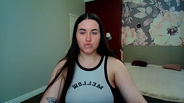 Snapshot of Roxie_Bradley chatting on 07-01-26, 05:42 Roxie Bradley online show from 07-01-26, 05:42