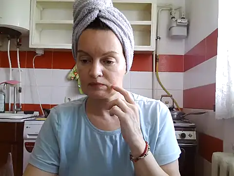 LoveNBloom online show from 07-16-26, 03:40