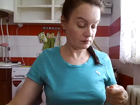 LoveNBloom online show from 07-21-26, 04:53