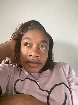  yisela  online show from 12-21-25, 09:44