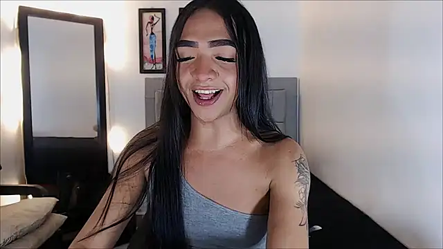 Snapshot of sofiaxdollxxx chatting on 02-14-26, 07:43 sofiaxdollxxx online show from 02-14-26, 07:43