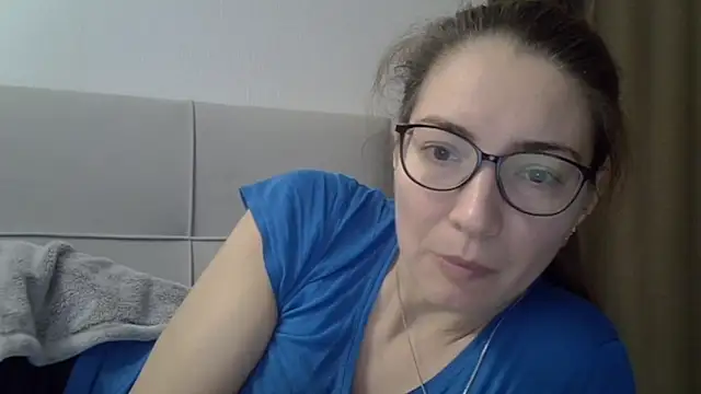 Ashleyspice online show from 12-16-25, 06:07