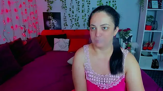 DarlingMilf online show from 09-24-25, 06:11