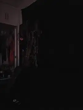 Laura takint online show from 12-19-25, 07:10