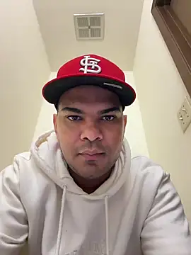 Snapshot of marhi32 chatting on 11-02-25, 12:18 marhi32 online show from 11-02-25, 12:18