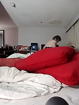 Iliketomakeudrip online show from 04-18-26, 01:15