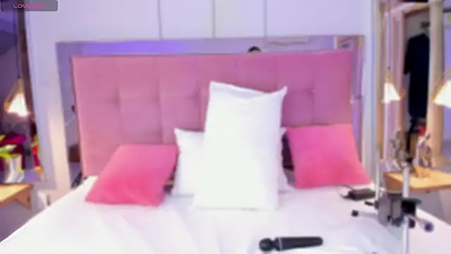 Ahincale online show from 02-17-26, 08:04