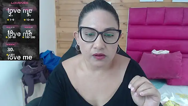 Katha Marck online show from 03-22-25, 02:58