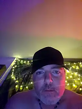 Hotredheadandtoungelasher online show from 12-19-24, 10:02