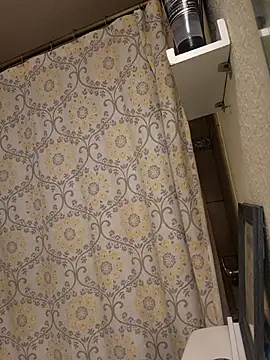 Hotredheadandtoungelasher online show from 01-14-26, 05:13