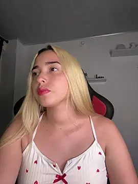 Irisweet  online show from 02-23-25, 05:34