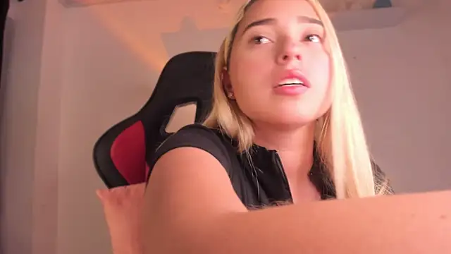 Irisweet  online show from 03-21-25, 12:07