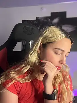 Irisweet  online show from 09-17-25, 10:22