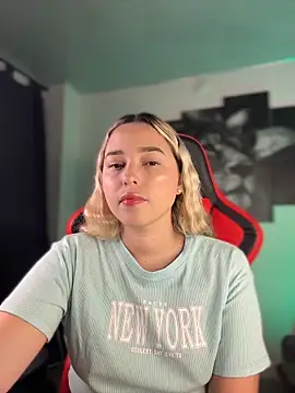 Snapshot of Irisweet_ chatting on 01-31-26, 10:08 Irisweet online show from 01-31-26, 10:08