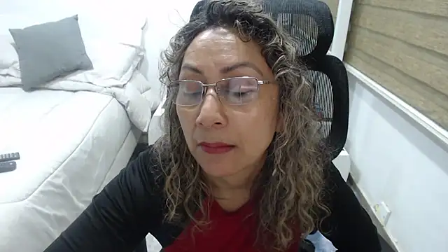 jesy hot online show from 03-27-26, 01:11