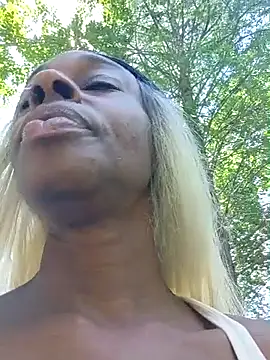 Snapshot of Jasmine_FullsShine chatting on 05-14-26, 08:04 Jasmine FullsShine online show from 05-14-26, 08:04