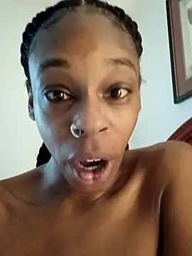 Snapshot of Jasmine_FullsShine chatting on 05-27-26, 01:57 Jasmine FullsShine online show from 05-27-26, 01:57