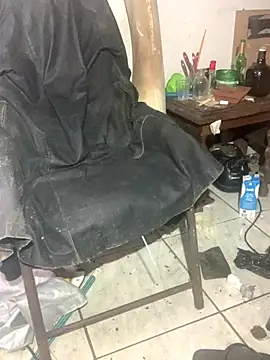 Snapshot of raphadoors19 chatting on 12-14-25, 06:01 raphadoors19 online show from 12-14-25, 06:01