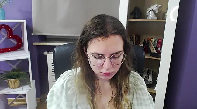 Zoey Erotic online show from 02-10-25, 05:36