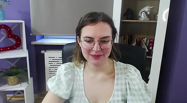 Zoey Erotic online show from 02-10-25, 09:14