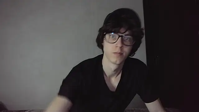 Snapshot of jamismu chatting on 03-09-25, 09:14 jamismu online show from 03-09-25, 09:14