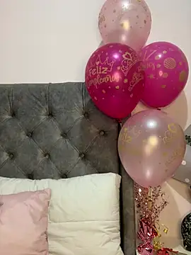 Snapshot of Kataliina chatting on 03-16-25, 02:53 Kataliina online show from 03-16-25, 02:53