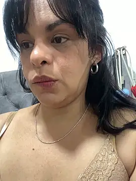 Snapshot of Kataliina chatting on 06-03-26, 04:37 Kataliina online show from 06-03-26, 04:37