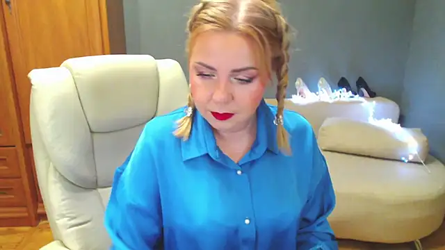 Cute sun online show from 10-01-25, 04:13