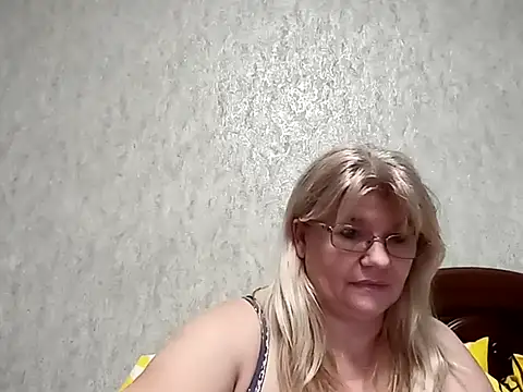 Diana 49 online show from 02-02-25, 05:37