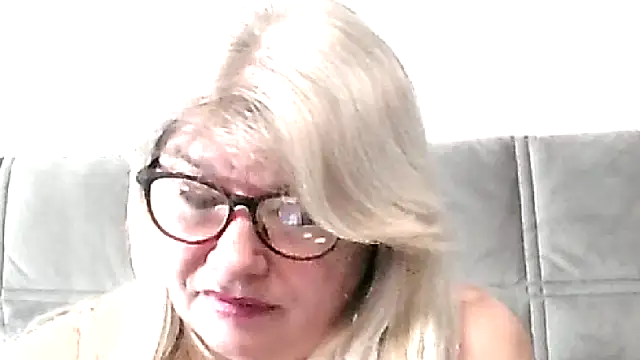 Diana 49 online show from 02-01-26, 04:44