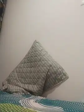 Snapshot of Chocolatinajet chatting on 02-23-26, 02:42 Chocolatinajet online show from 02-23-26, 02:42