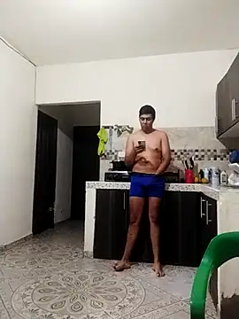 Chocolatinajet online show from 04-15-26, 11:27