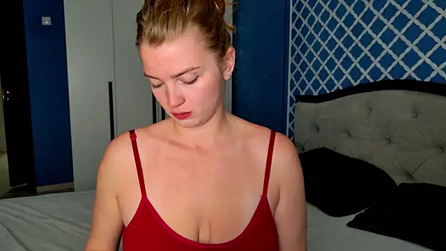 Snapshot of Busty_Redhead chatting on 06-07-26, 06:50 Busty Redhead online show from 06-07-26, 06:50