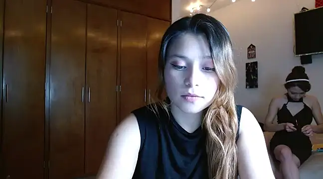 Snapshot of 3littleschoolteens chatting on 03-04-25, 08:49 3littleschoolteens online show from 03-04-25, 08:49
