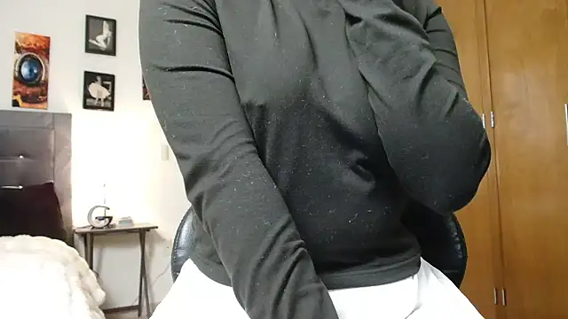 3littleschoolteens online show from 01-12-26, 09:09